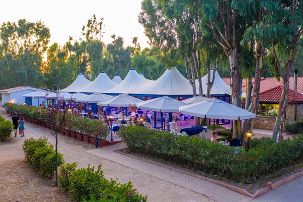 Terras op camping Laguna Blu