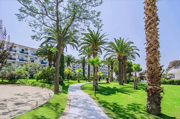 Het weer in Antalya: 3.000 zonuren