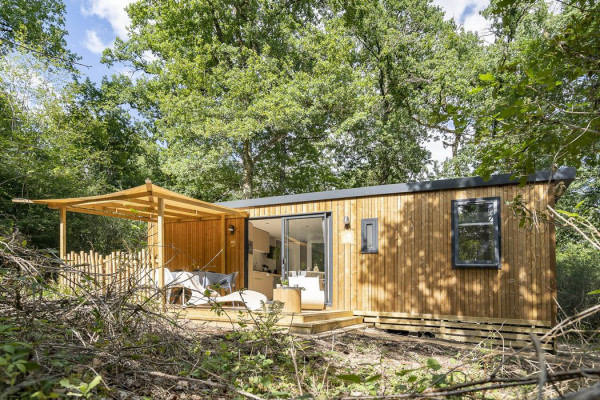 Camping Les Alicourts Resort- stacaravan