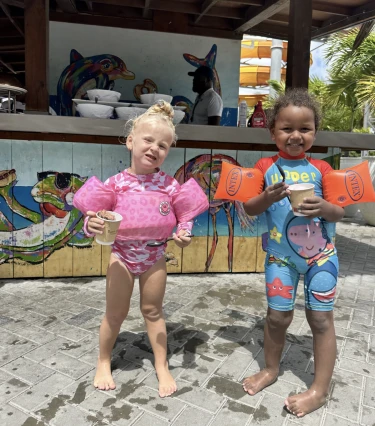 Mangrove Beach Resort 