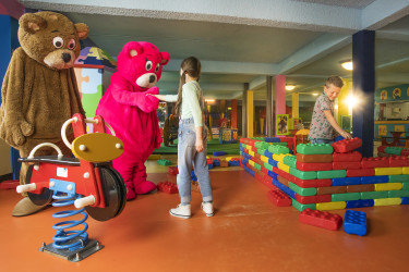 preston-palace (2).jpg