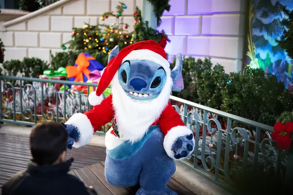 Kerst in Disneyland® Paris 2026: onze tips voor een magisch bezoek met kinderen