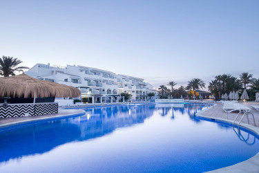 club-bahamas (11).jpg