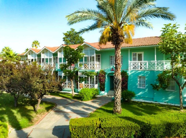 Euphoria Palm Beach Resort