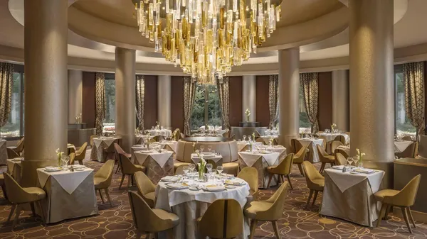 Disney Hotel New York  (21).jpg