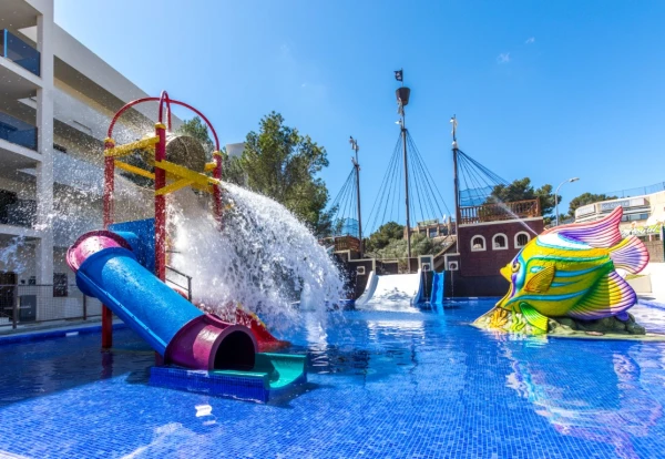 Vakantie Spanje: Zafiro Palace Palmanova