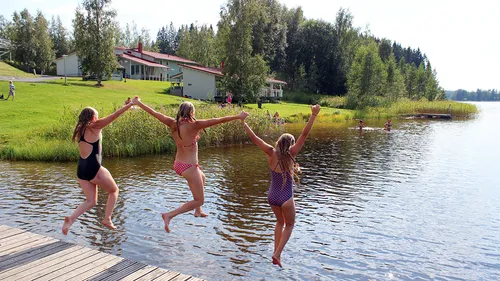 16-daagse autorondreis 'Jussi' door Finland