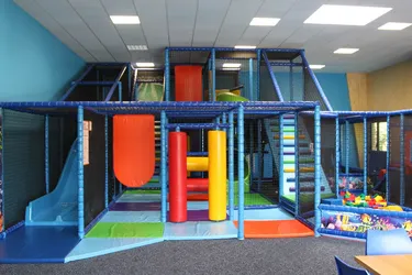 Camping La Croix du Vieux Pont in Berny Rivière (vlak bij Disneyland Parijs) 