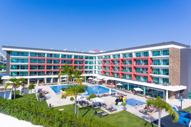 hotel-aquashow-park (1).jpg