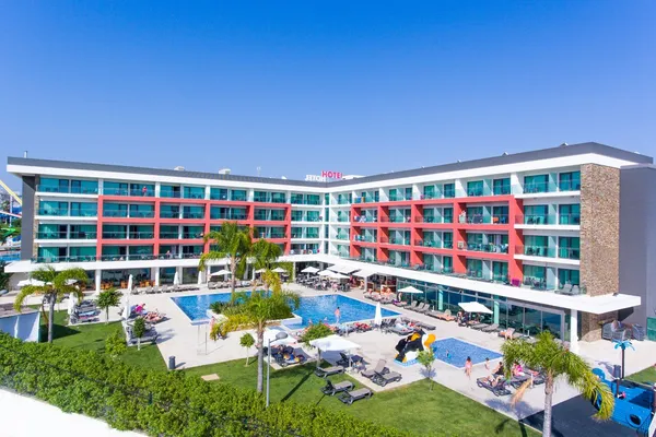 hotel-aquashow-park (1).jpg