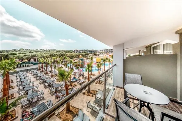 Hotel Caretta Paradise