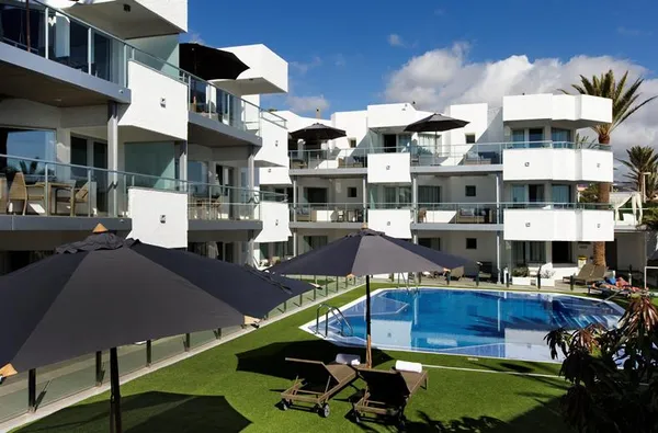 TIME TO SMILE Terrazamar