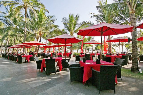 Hotel Legian Beach