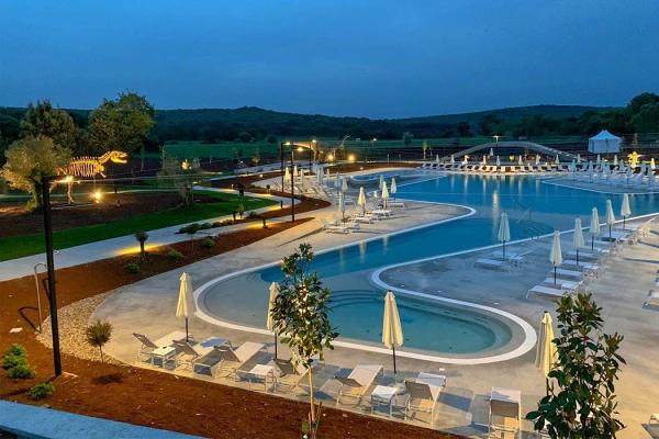 Camping Mon Perin (4).jpg