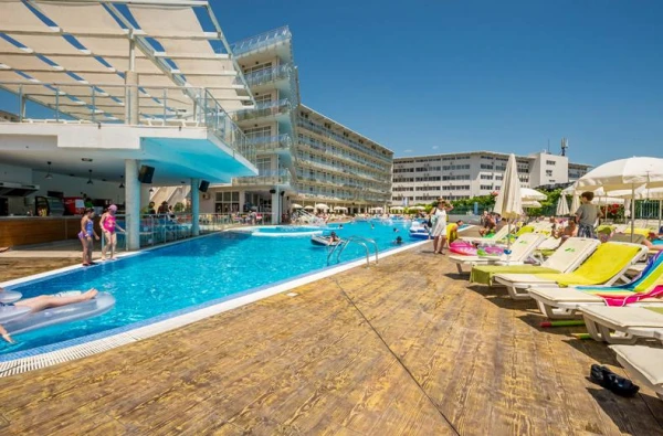 SPLASHWORLD Aqua Nevis