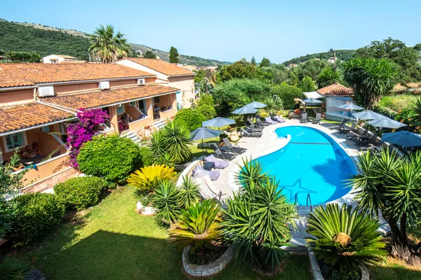 Met Eliza was here naar Corfu