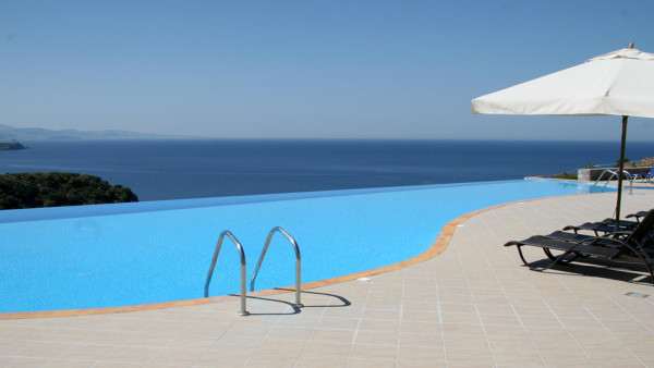 Villas Molivos Castle