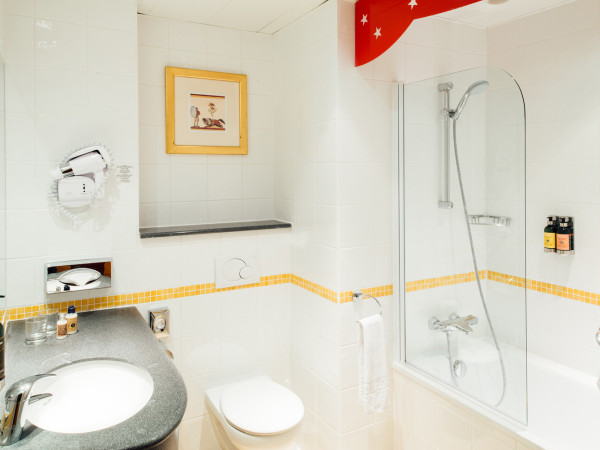 Grand Magic (Magic Circus Hotel)