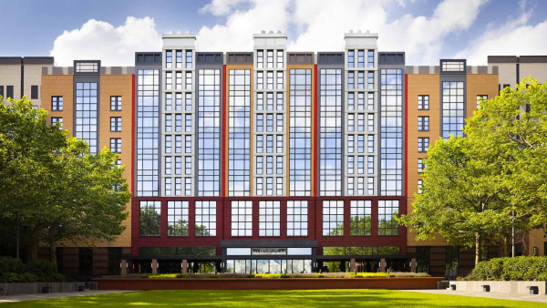 Disney Hotel New York  (2).jpg