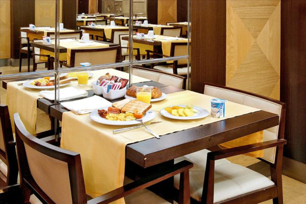 Hotel Evenia Rocafort