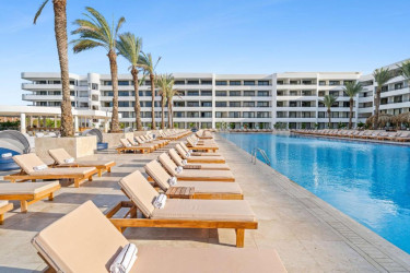 The Rif at Mangrove Beach