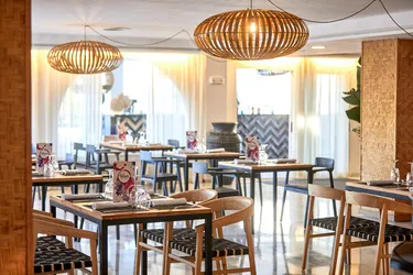 club-bahamas (13).jpg