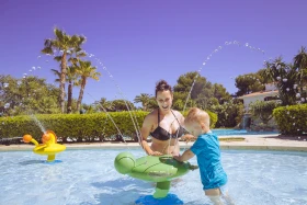 Met je baby of peuter op vakantie? Bij Roan zit je goed!