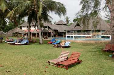 Neptune Palm Beach Boutique Resort