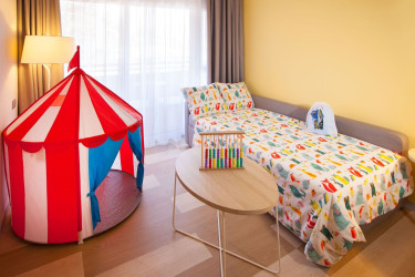 Abora Continental by Lopesan