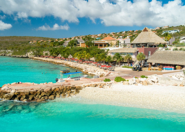 Coral Estate Luxury Resort