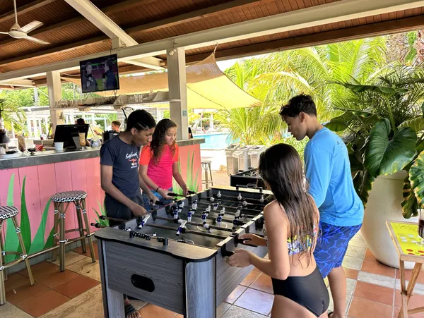 Livingstone jan Thiel