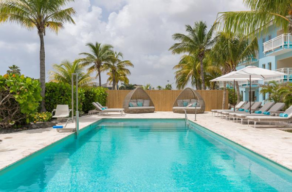 Dolphin Suites