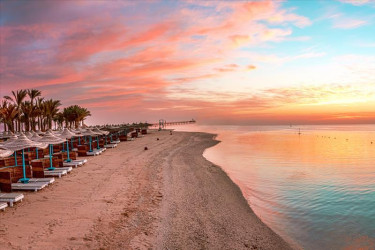 Hotel SUNRISE Marina Resort