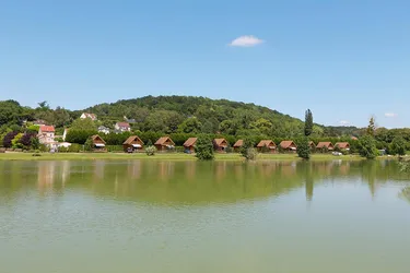 Camping La Croix du Vieux Pont in Berny Rivière (vlak bij Disneyland Parijs) 