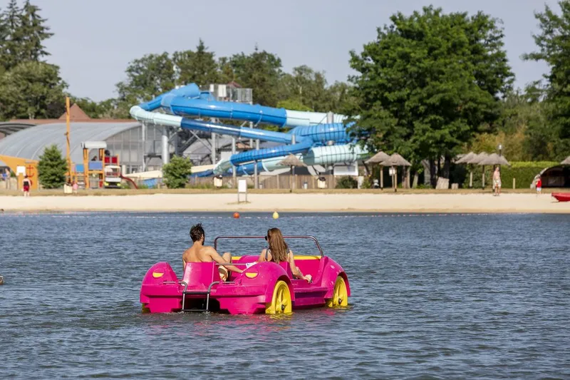 Camping Les Alicourts Resort- waterfietsen