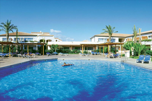 Aparthotel Estival Park - La Pineda