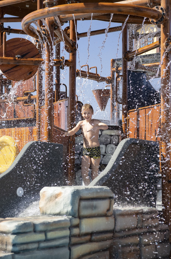 The Three Corners Happy Life