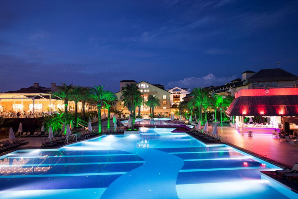 Alva Donna Exclusive Hotel