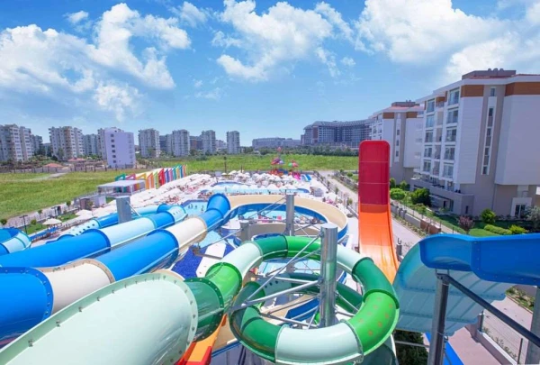 Greenwood Suites Resort Hotel 