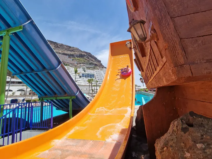 Onze favoriete glijbaan? De Roller Coaster!