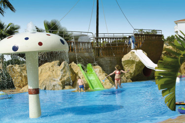 Aquamare Beach & Spa