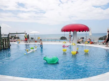 Hotel Aqua Sol Village