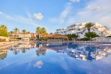 club-bahamas (12).jpg