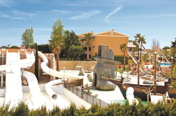 Hotel Cala Mandia