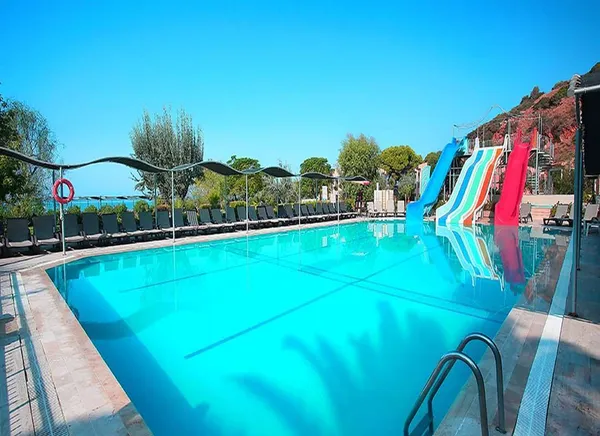 Cactus Hotel Club Yali Resort