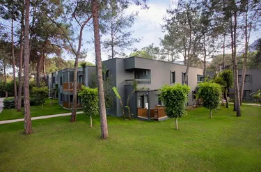 Paloma Foresta Resort