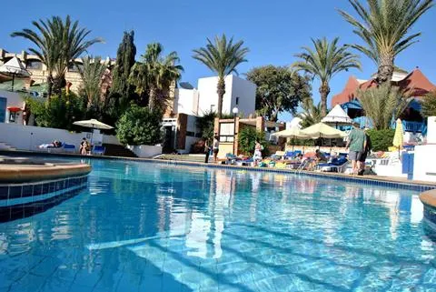 Hotel El Pueblo Tamlelt