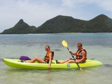 Thialnd - kanoen.JPG