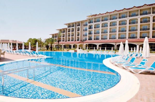 Paloma Oceana Resort