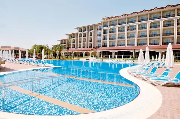 Paloma Oceana Resort